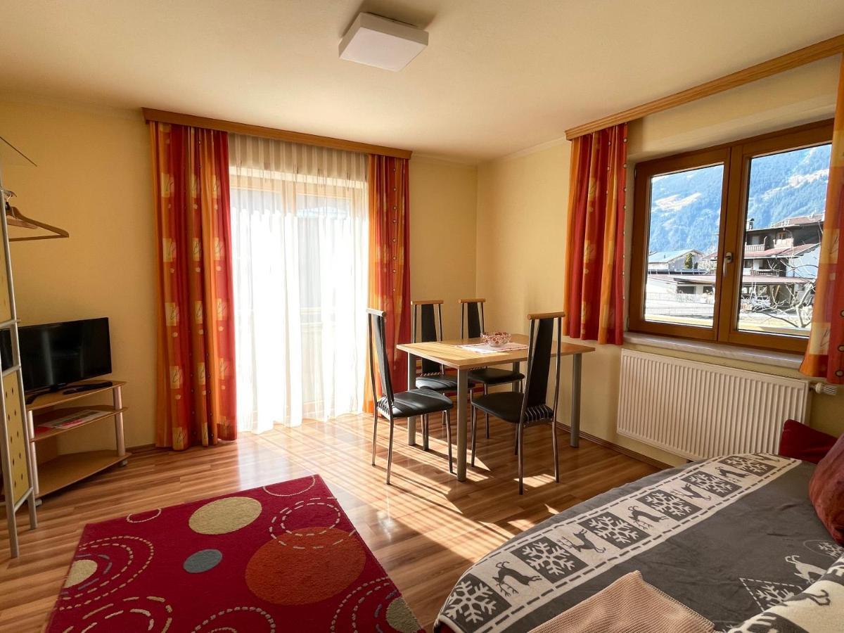 Apart Huditz Zell am Ziller Exteriör bild
