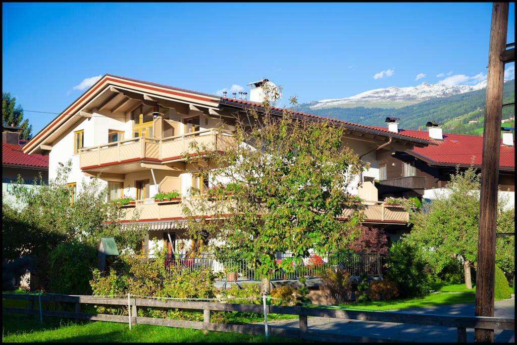 Apart Huditz Zell am Ziller Exteriör bild